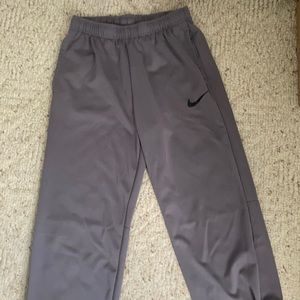 Men’s Nike Dri-fit dark gray sweatpants